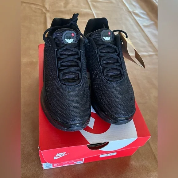 Air Max DN Black Metallic Grey GS!